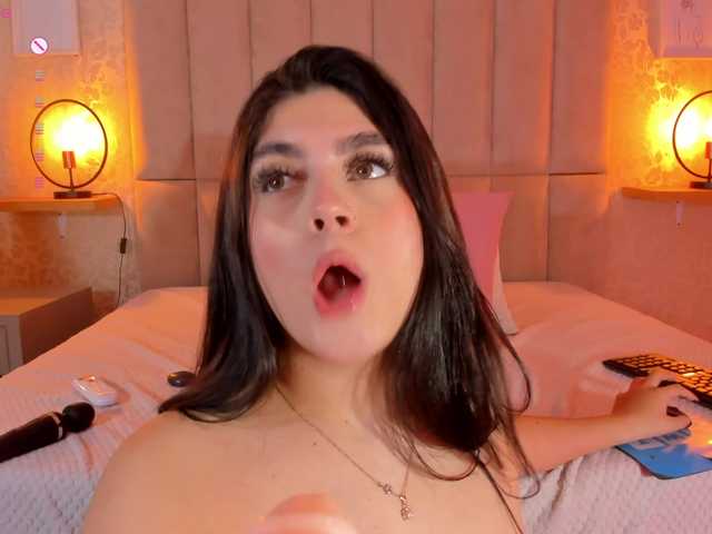 amy-saenz's BongaCams show and profile