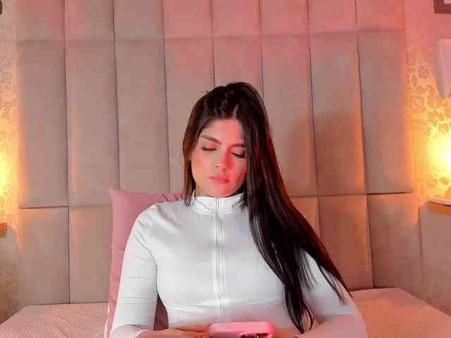 amy-saenz webcam