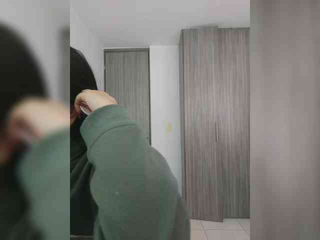 amy-saenz webcam