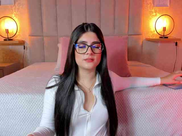 amy-saenz webcam