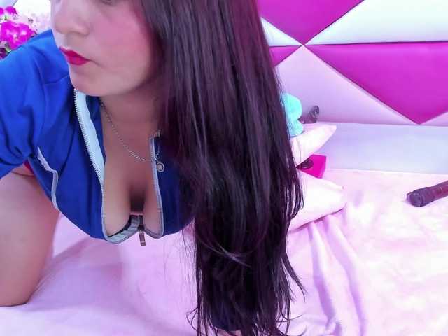 mariaclay webcam bongacams model stream image