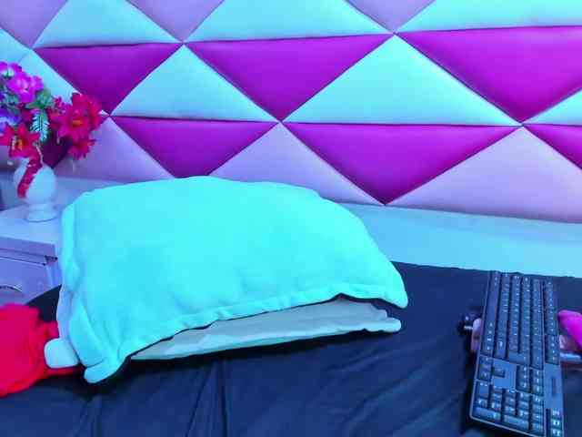 mariaclay webcam