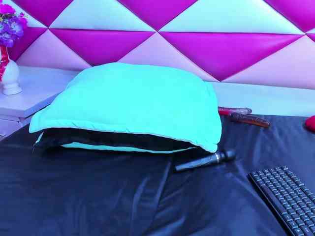 mariaclay webcam