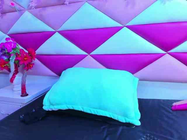 mariaclay webcam