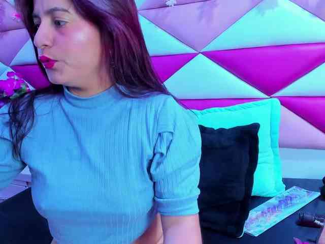 live chatroom Mariaclay
