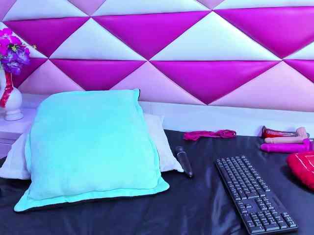 mariaclay webcam
