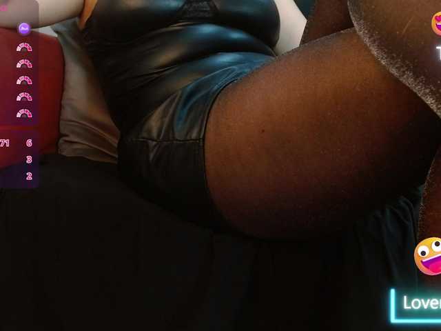 MissVioleta's BongaCams show and profile