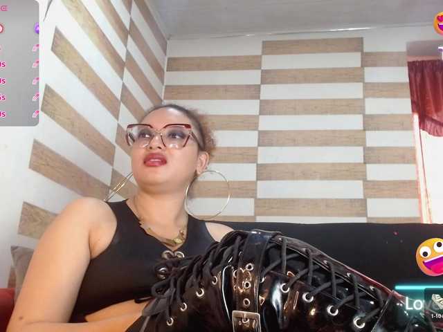 le modèle Missvioleta est en webcam porno dans un show sur le site bongacams, il possède les tags suivants: Latino/Hispanic,Redhead,Hairy