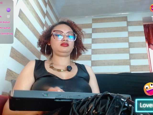 MissVioleta's BongaCams show and profile