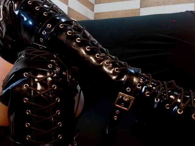 MissVioleta Live Webcam on BongaCams