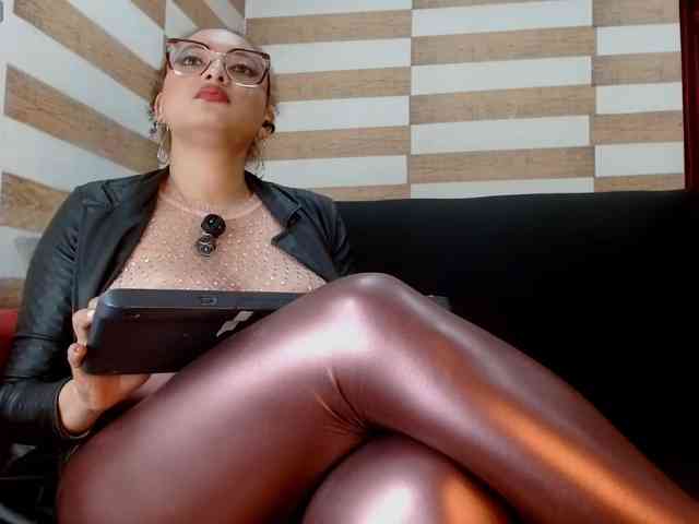 MissVioleta webcam