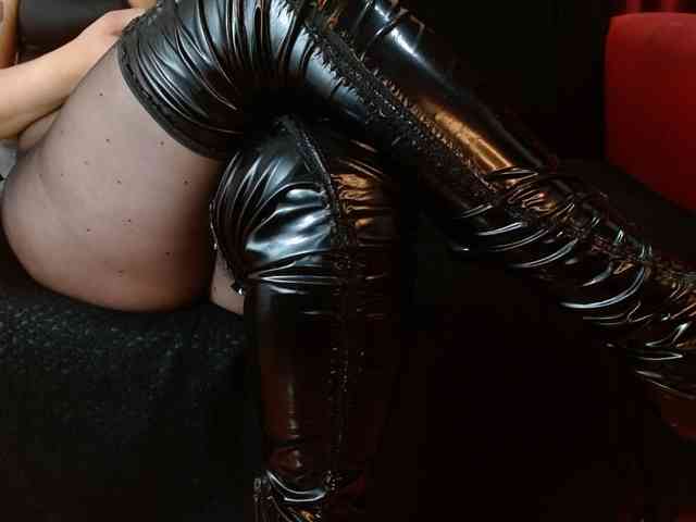 MissVioleta MissVioleta