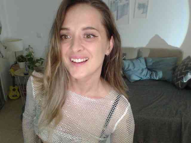 WonderOlesya webcam