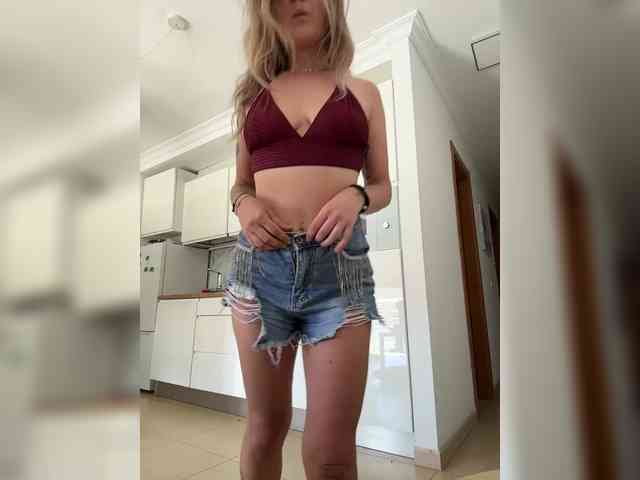 WonderOlesya webcam