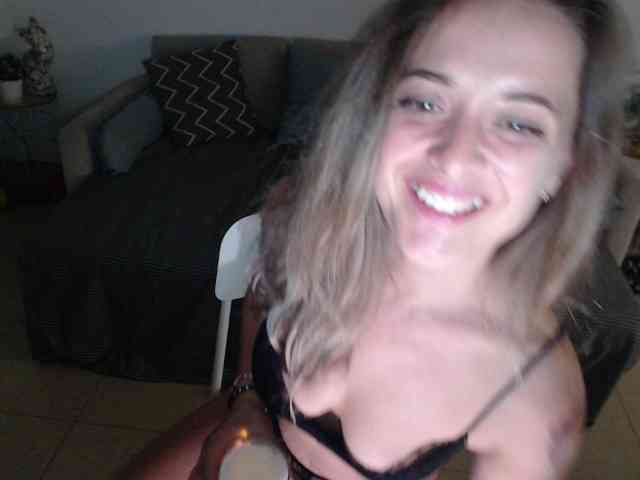 WonderOlesya webcam