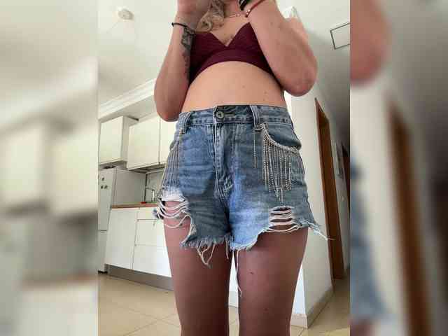 WonderOlesya webcam