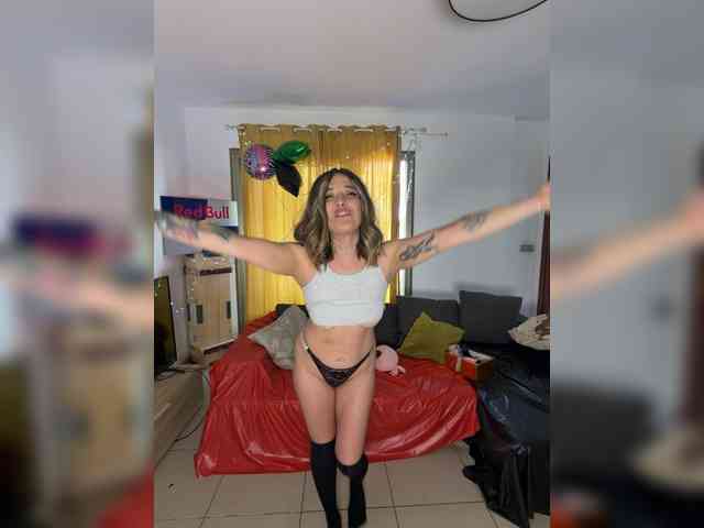 WonderOlesya Live Webcam on BongaCams