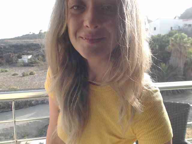 WonderOlesya webcam