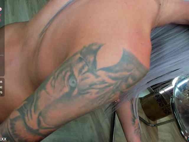 DiamondJo's webcam live show