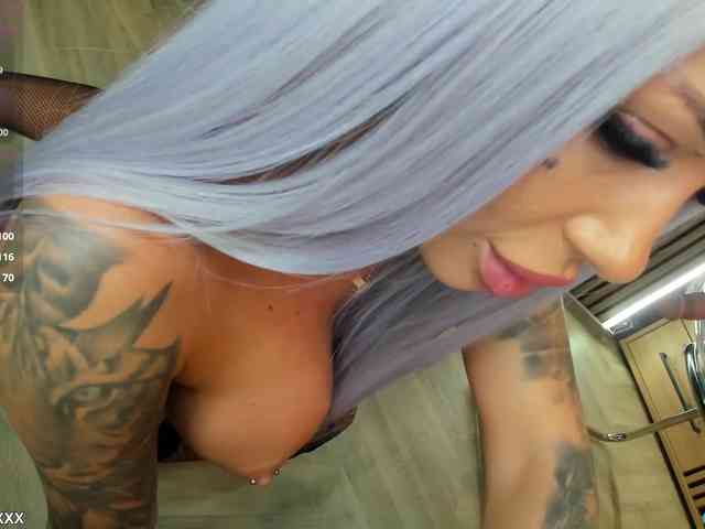 DiamondJo webcam