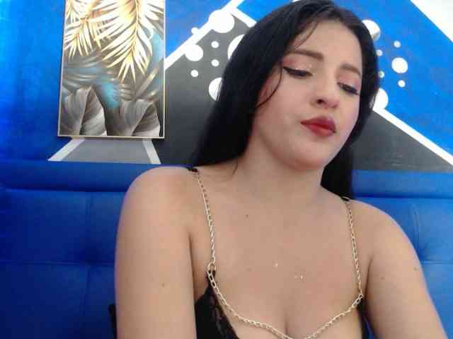 kanyss-lov3 webcam