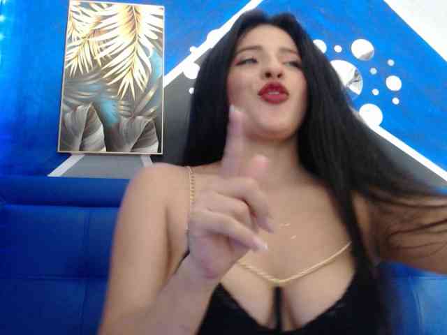 kanyss-lov3 webcam