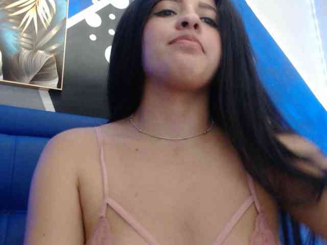 kanyss-lov3 webcam