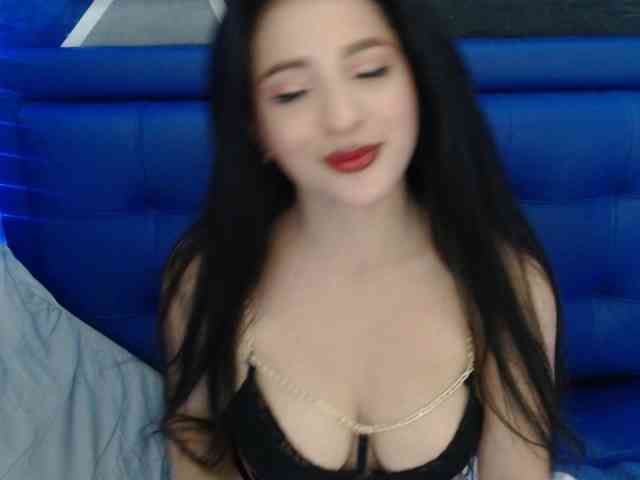 kanyss-lov3 webcam