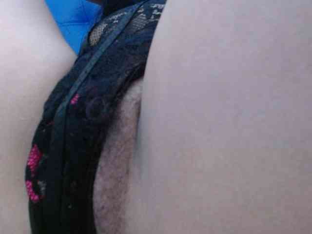 kanyss-lov3 webcam