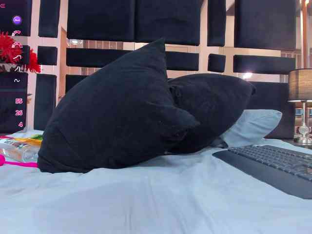 karina-mason webcam