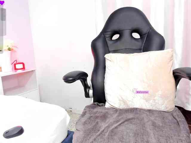 karina-mason webcam