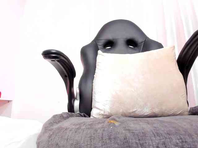 karina-mason webcam