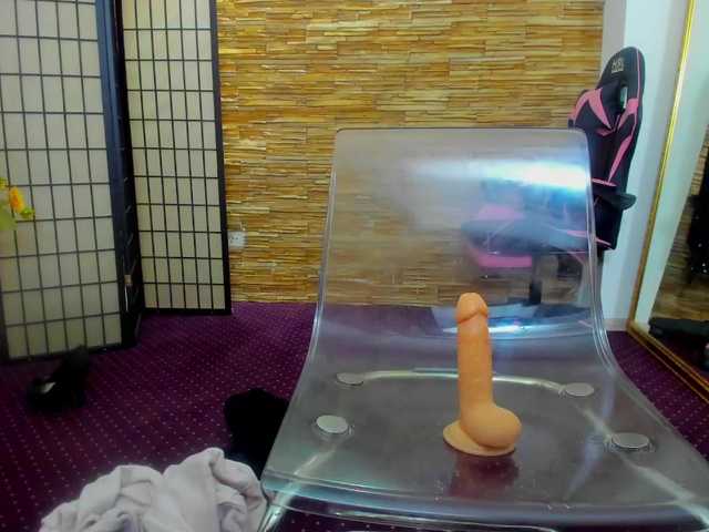 AishaRouhi's BongaCams show and profile