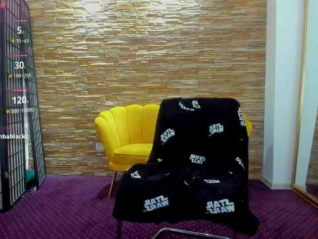AishaRouhi webcam