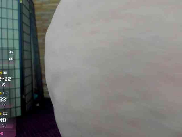 AishaRouhi webcam