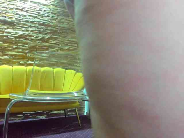 AishaRouhi webcam