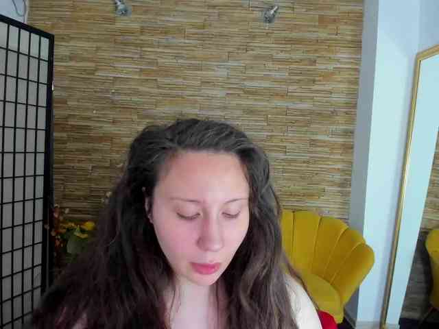 AishaRouhi webcam