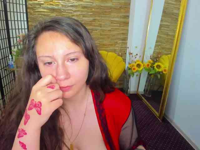 AishaRouhi webcam