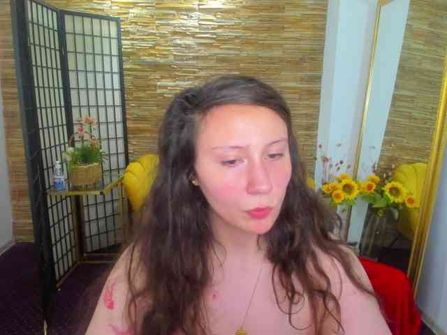 AishaRouhi webcam