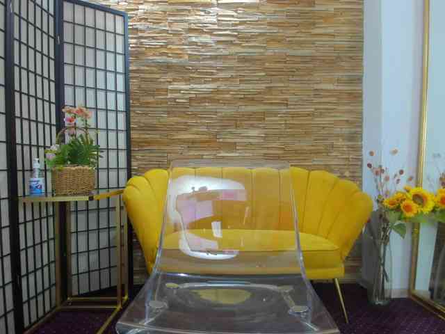 AishaRouhi webcam