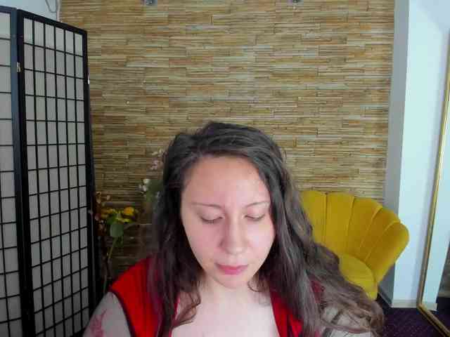 AishaRouhi webcam