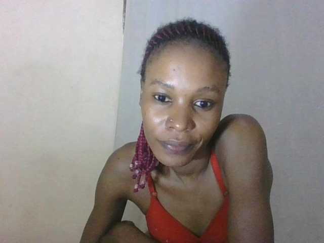 Sweetpetite254 from BongaCams