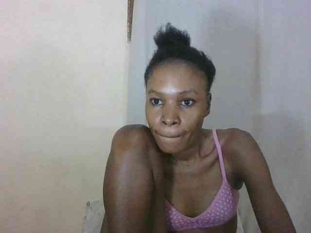Sweetpetite254 webcam