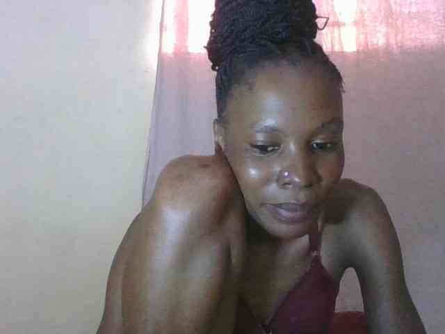 Sweetpetite254 webcam