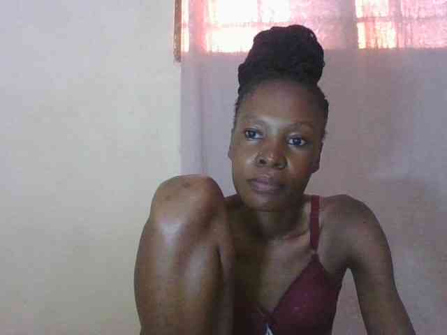 Sweetpetite254 webcam