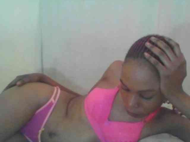 Sweetpetite254 webcam