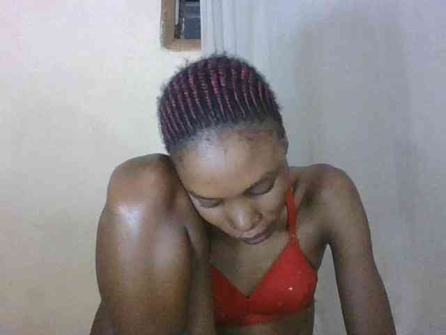 Sweetpetite254 webcam