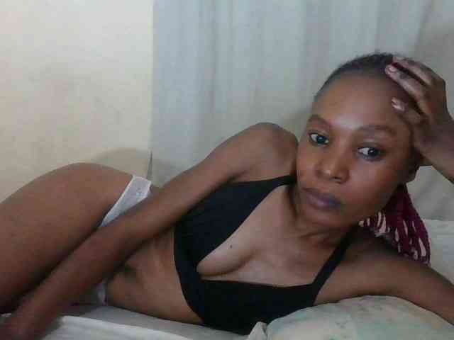 Sweetpetite254 webcam