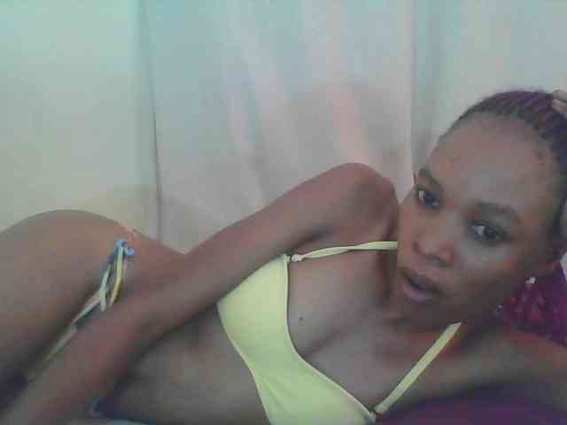 Sweetpetite254 webcam