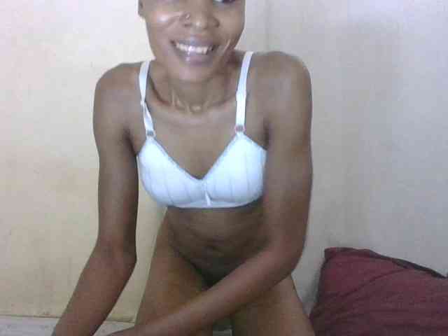Sweetpetite254 webcam